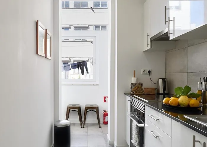 & Spacious 3bd In Lisbona