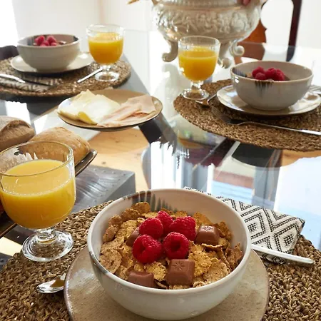 Central&spacious 3bd In